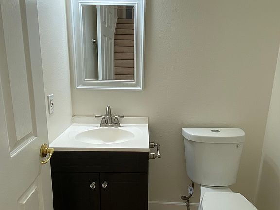 5th image of 26162 Roscommon Ct