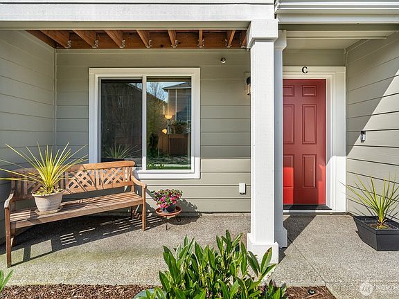 3rd image of 8800 NE Corona Court NE #C