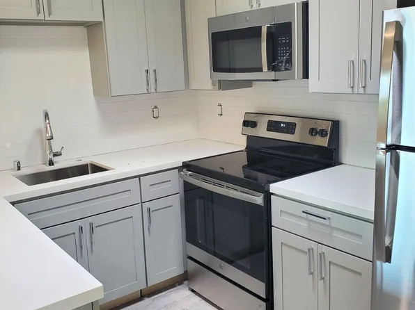 Newly Remodeled Apartment In Brisbane, 34 Visitacion Ave #12, Brisbane, CA 94005