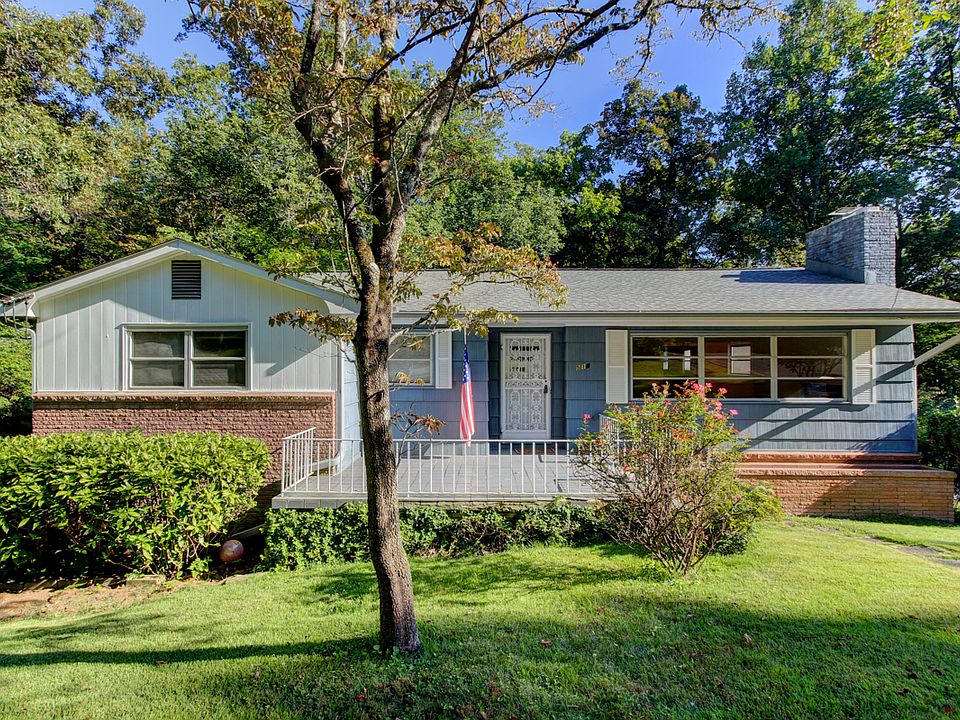 1st image of 512 Post Oak Dr