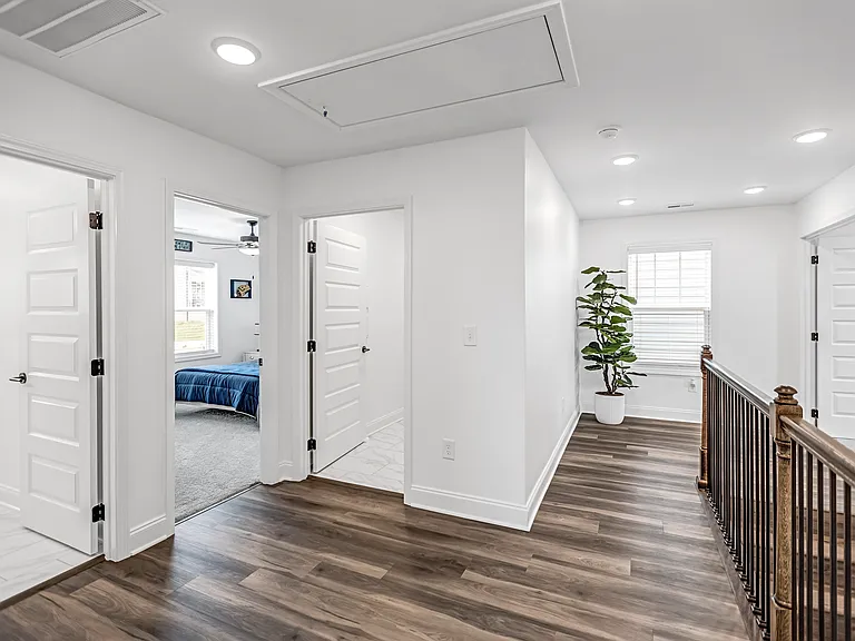 Amber Vista — Photo 32