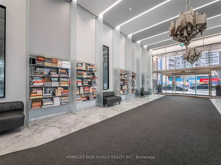 8 Hillsdale Ave E #920 — Photo 32