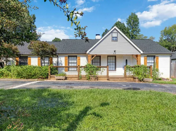 512 Rockbridge Rd, Lilburn, GA 30047