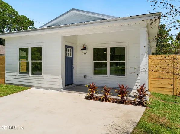988 W 7TH Street, St. Augustine, FL 32084