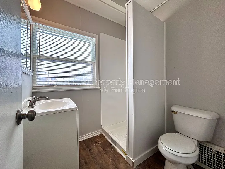 2513 Sanford St #1 — Photo 9