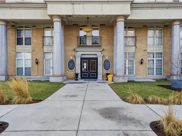 135 James St S #802, Hamilton, ON L8P 2Z6