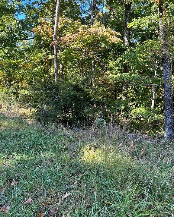 1st image of 23 Donington Ln #15
