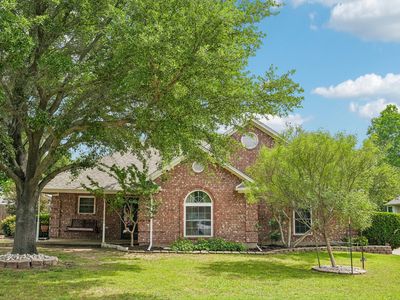 304 Woodlawn St, Krum, TX, 76249