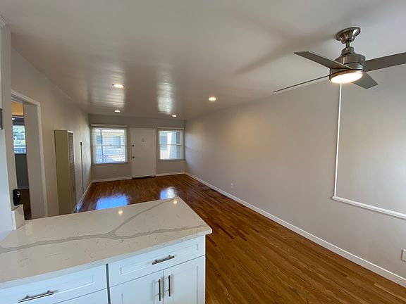 2nd image of 12641 Vanowen St