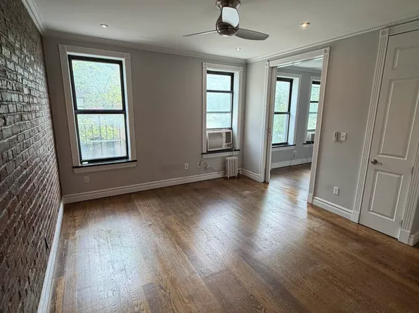 346 East 18th Street image 1 of 7