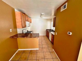867 N Adele St APT B, Orange, CA 92867