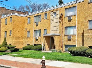 Sapphire Gardens, Lakewood, OH 44107