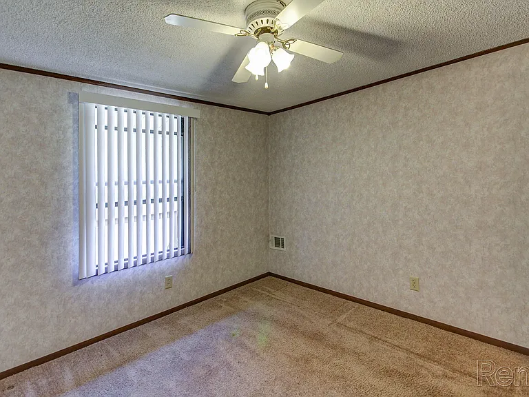 Heritage Apartments — Photo 9
