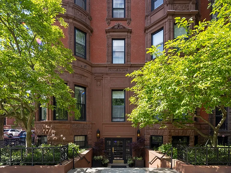 239 Commonwealth Ave #72 — Photo 21