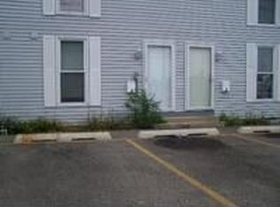 1237 Fairwood Ct APT 4, Elgin, IL