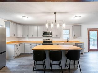 8461 E Highway Oo, Hallsville, MO 65255