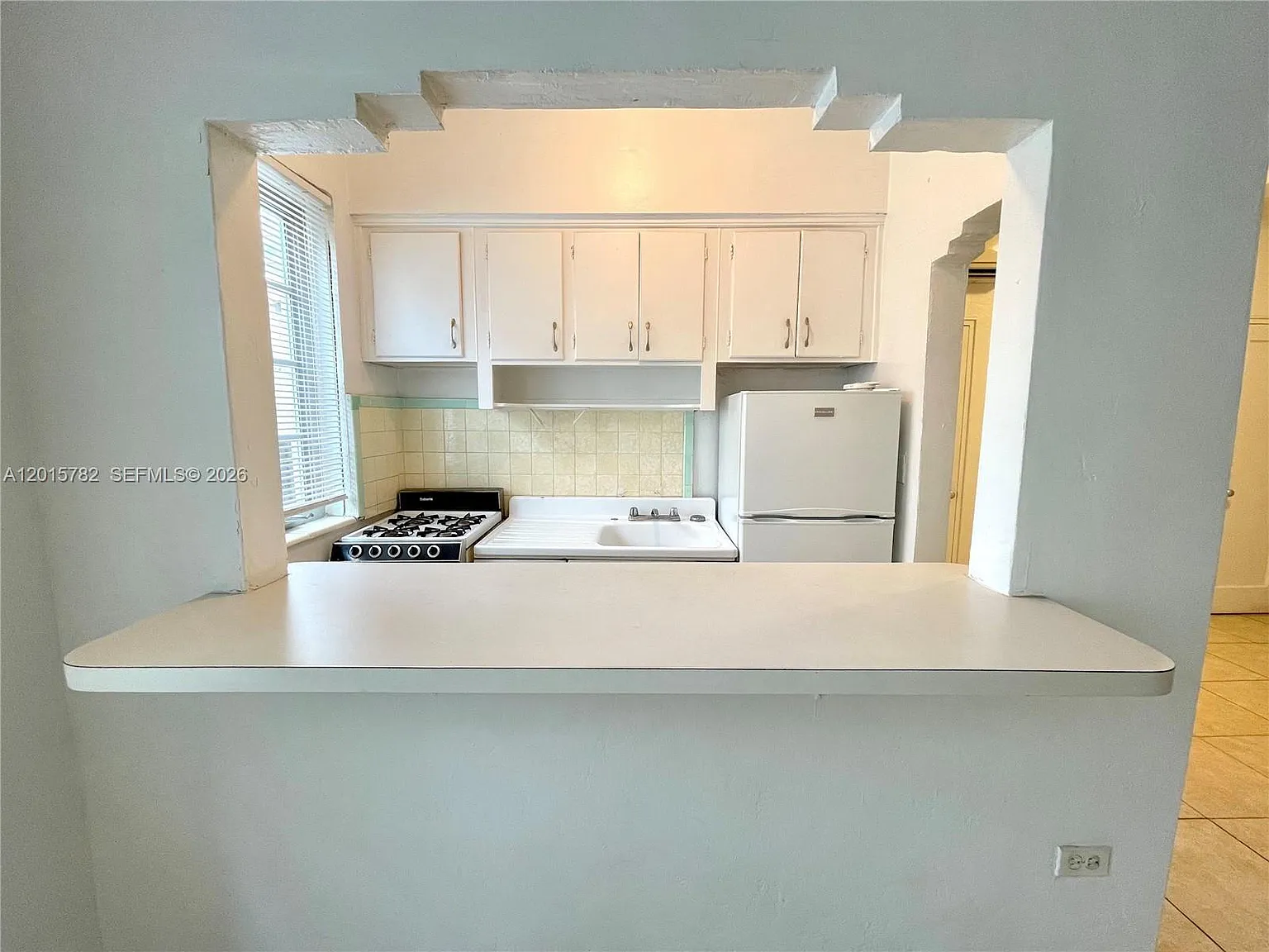 901 Collins Ave — Photo 2