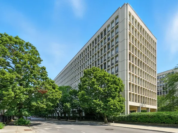 1400 E 55th Pl APT 1010S, Chicago, IL 60637