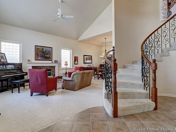 4th image of 8703 Acadia Dr