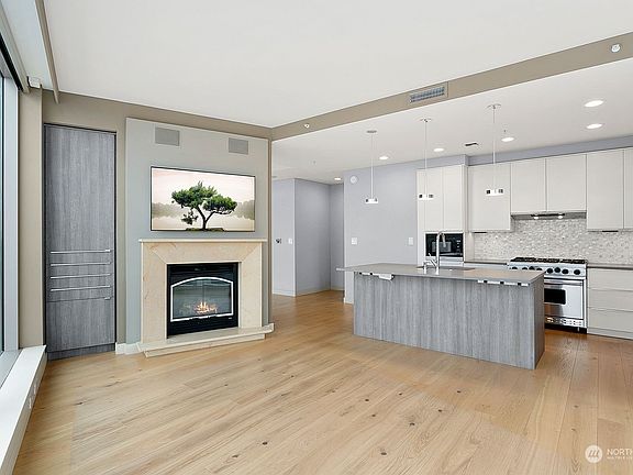 2nd image of 10650 NE 9th Place #2324