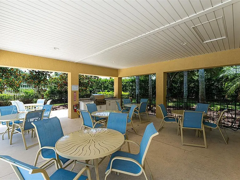 7223 Presidio Gln — Photo 47