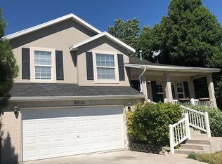 10838 S Pine Shadow Rd W, South Jordan, UT 84009
