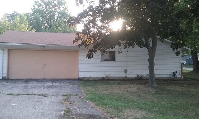 1st image of 7390 Dahlia Dr