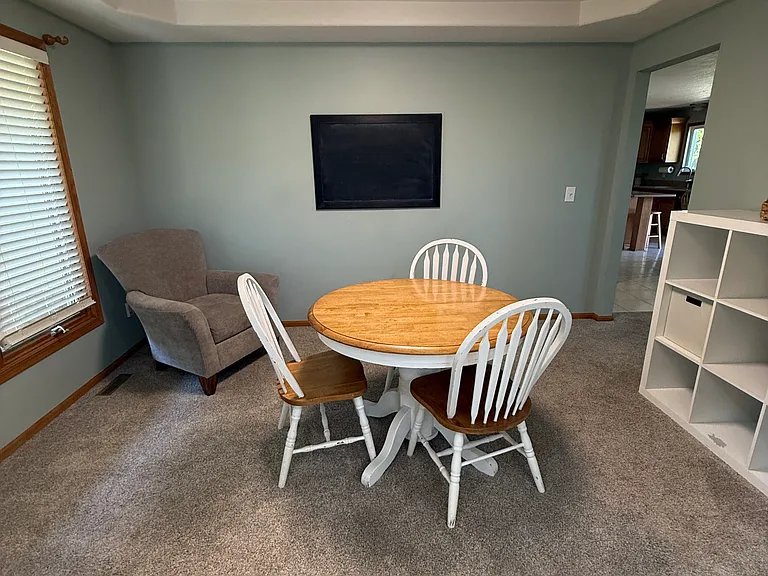 14903 Rosewood Dr — Photo 3