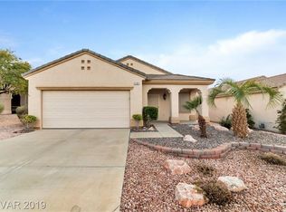 2105 Desert Woods Dr, Henderson, NV 89012