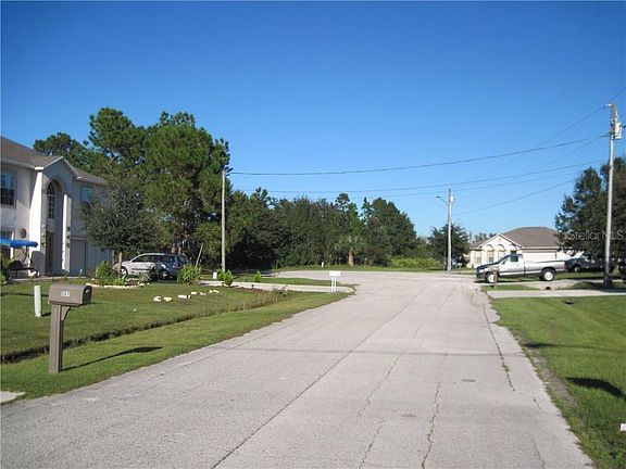 2nd image of 706 Swallow Ln