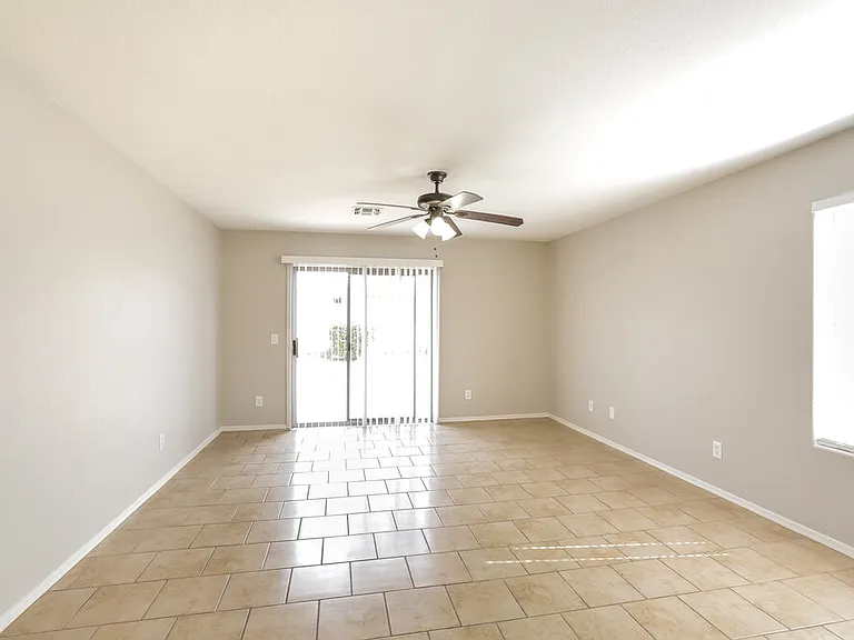 6044 W Odeum Ln — Photo 7