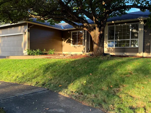 1604 SW North Star Loop, Troutdale, OR 97060