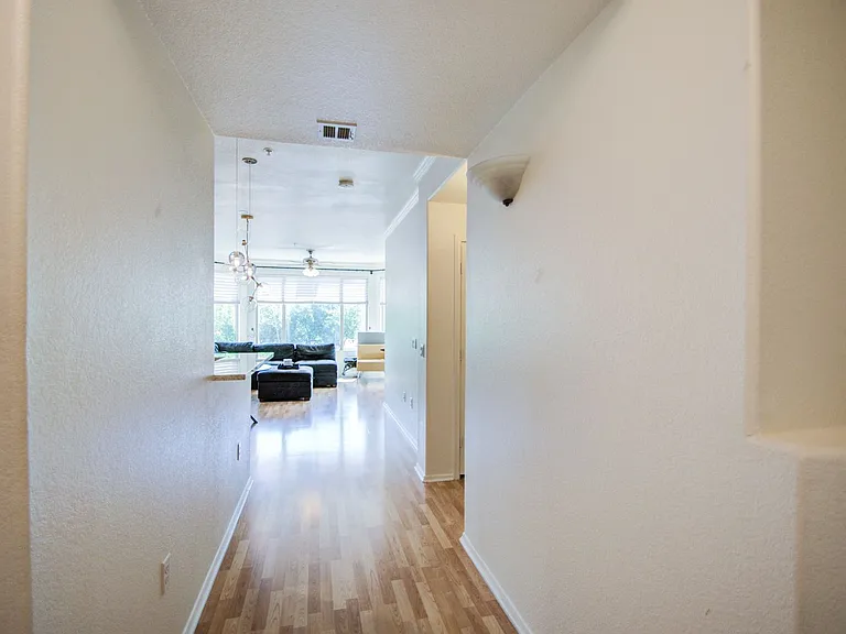 435 W Rio Salado Pkwy #208 — Photo 24