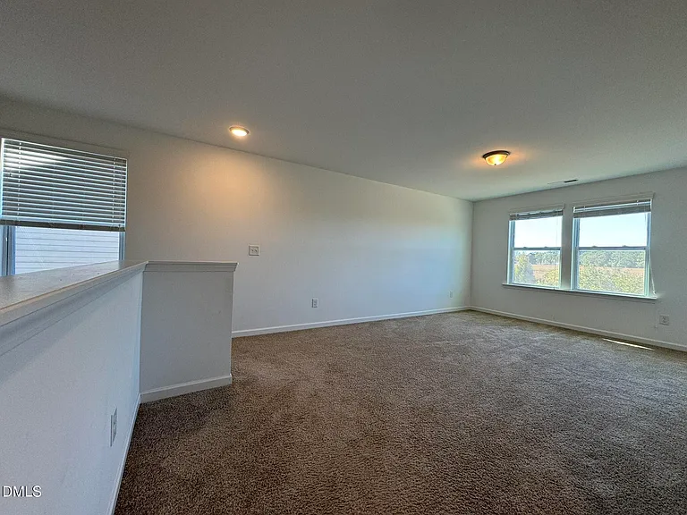 913 Briar Gate Dr — Photo 21
