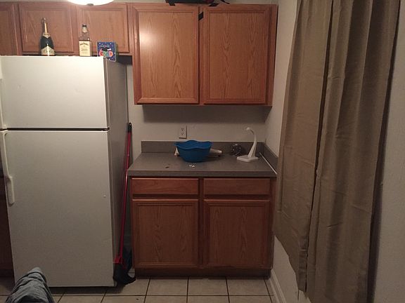 5th image of 217 White Dr APT L6