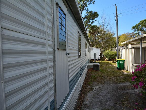 LEFT SIDE OF HOME