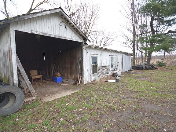 4th image of 28489 Riley Rd