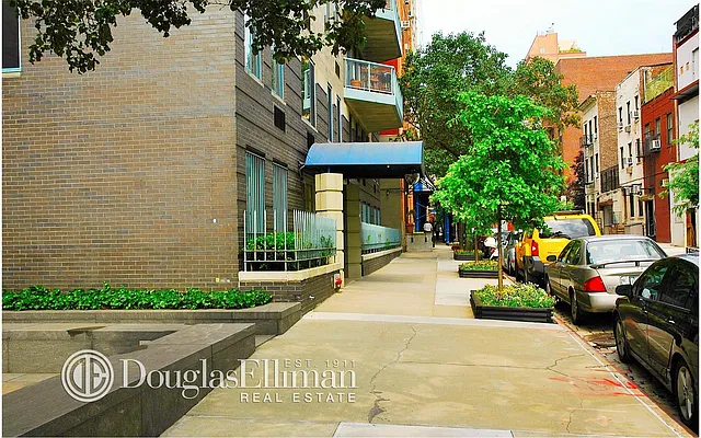 Sold by Douglas Elliman | media 10