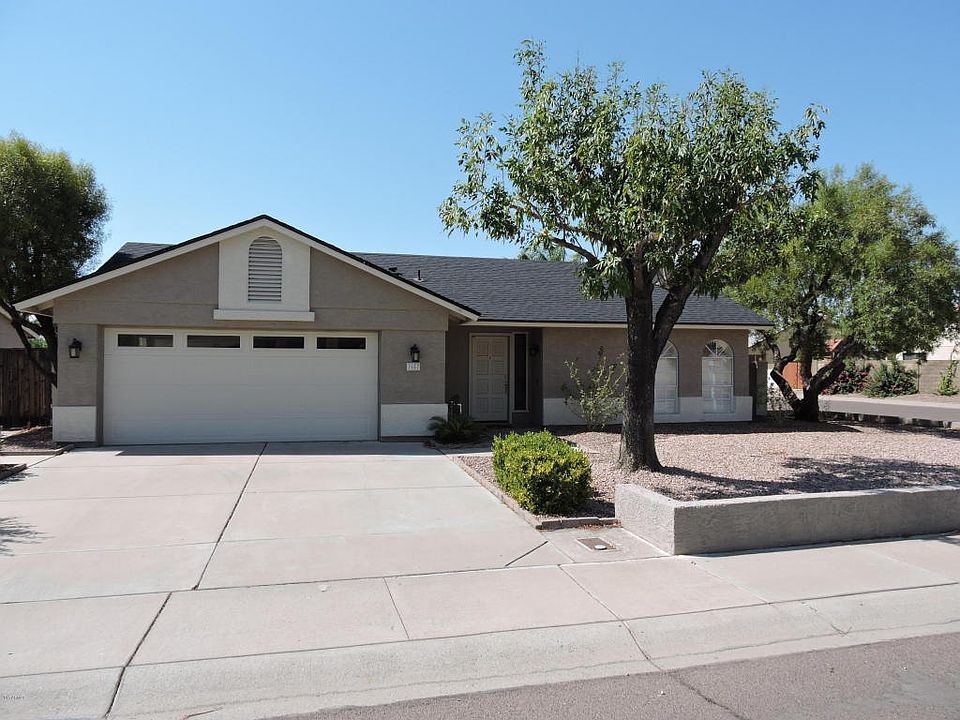 1st image of 7657 W Dahlia Dr