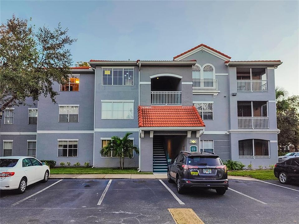 1st image of 18001 RICHMOND PLACE DRIVE #934