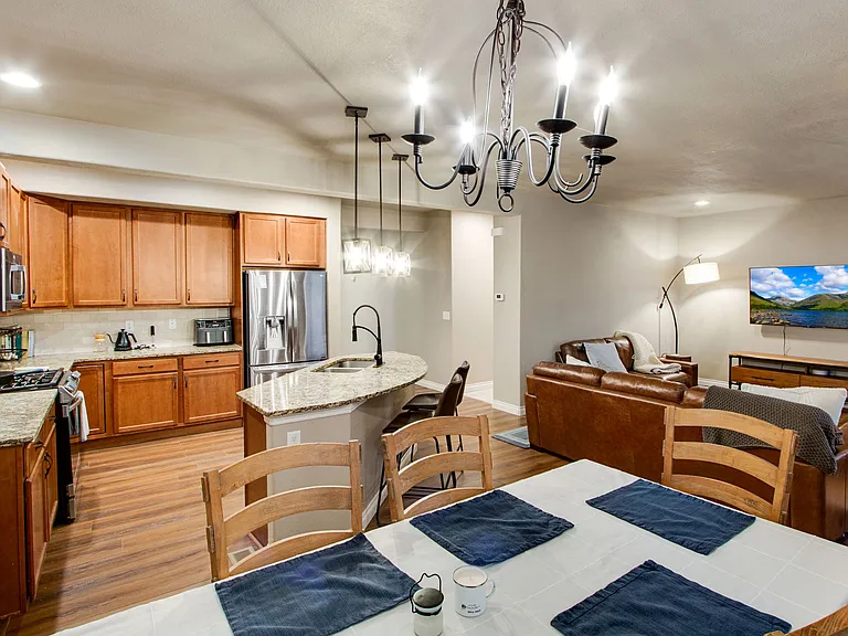 2274 Adobe Dr — Photo 16