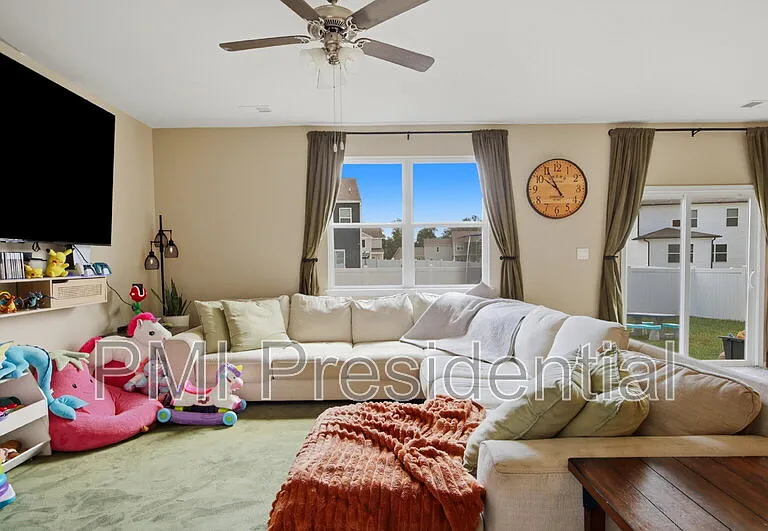 11070 Chappell Creek Cir — Photo 16