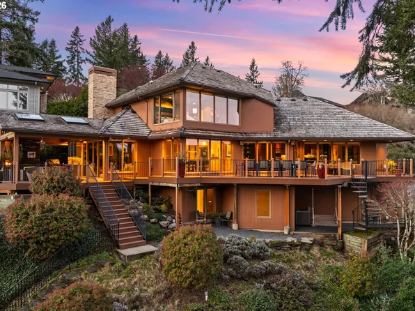 1592 View Lake Ct, Lake Oswego, OR 97034