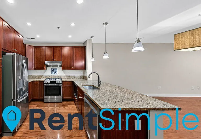 1418 N Rhodes #B110 — Photo 10