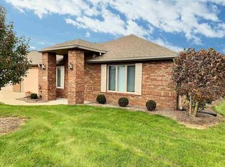 1605 S Patriot Dr, Yorktown, IN 47396