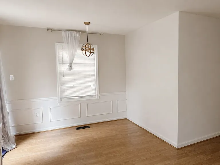4360 Greenberry Ln — Photo 7