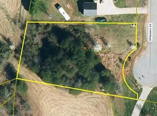 20 Greenway Dr, Granite Falls, NC 28630