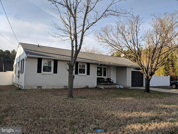 2nd image of 28292 Russell St