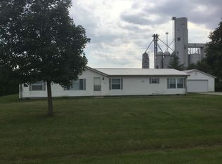 106 W Cottage St, Sheldon, IL 60966