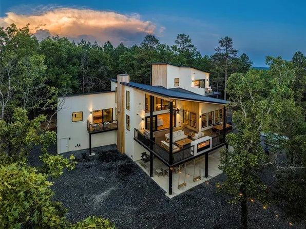 46 Woodland Bluff Trl, Broken Bow, OK 74728